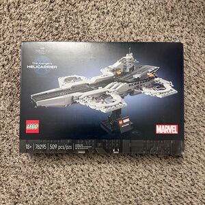 LEGO Marvel Helicarrier 76295 NEW